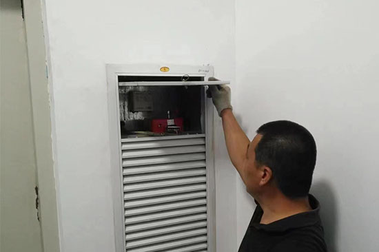 1695202391964606.jpg 消防排風(fēng)系統(tǒng)進(jìn)行消防維護(hù)